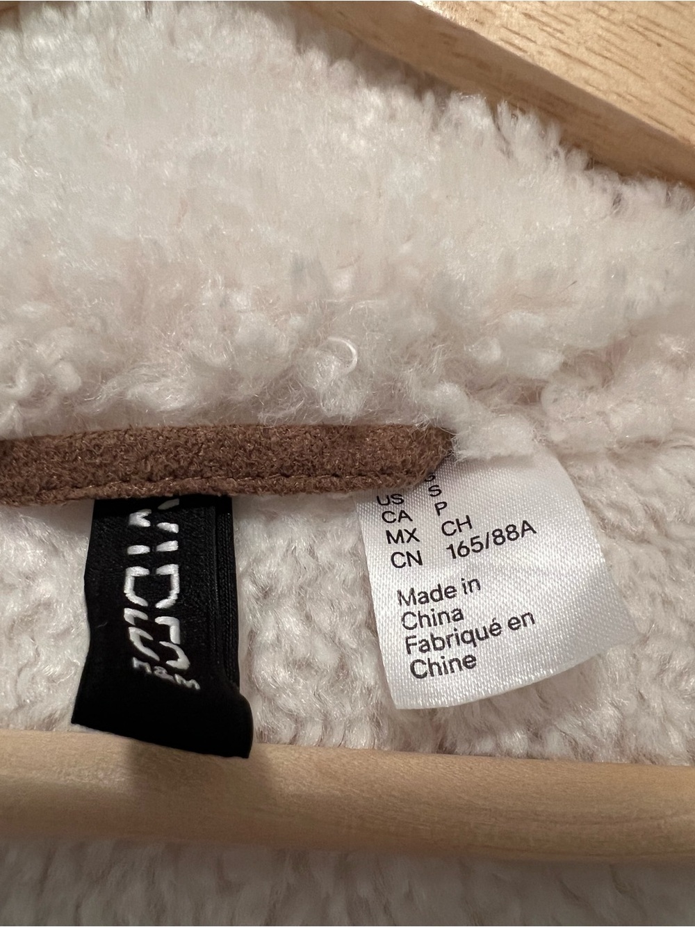H&M Shearing-Lined Brown Jacket with Cream Collar - Picture 4 of 4